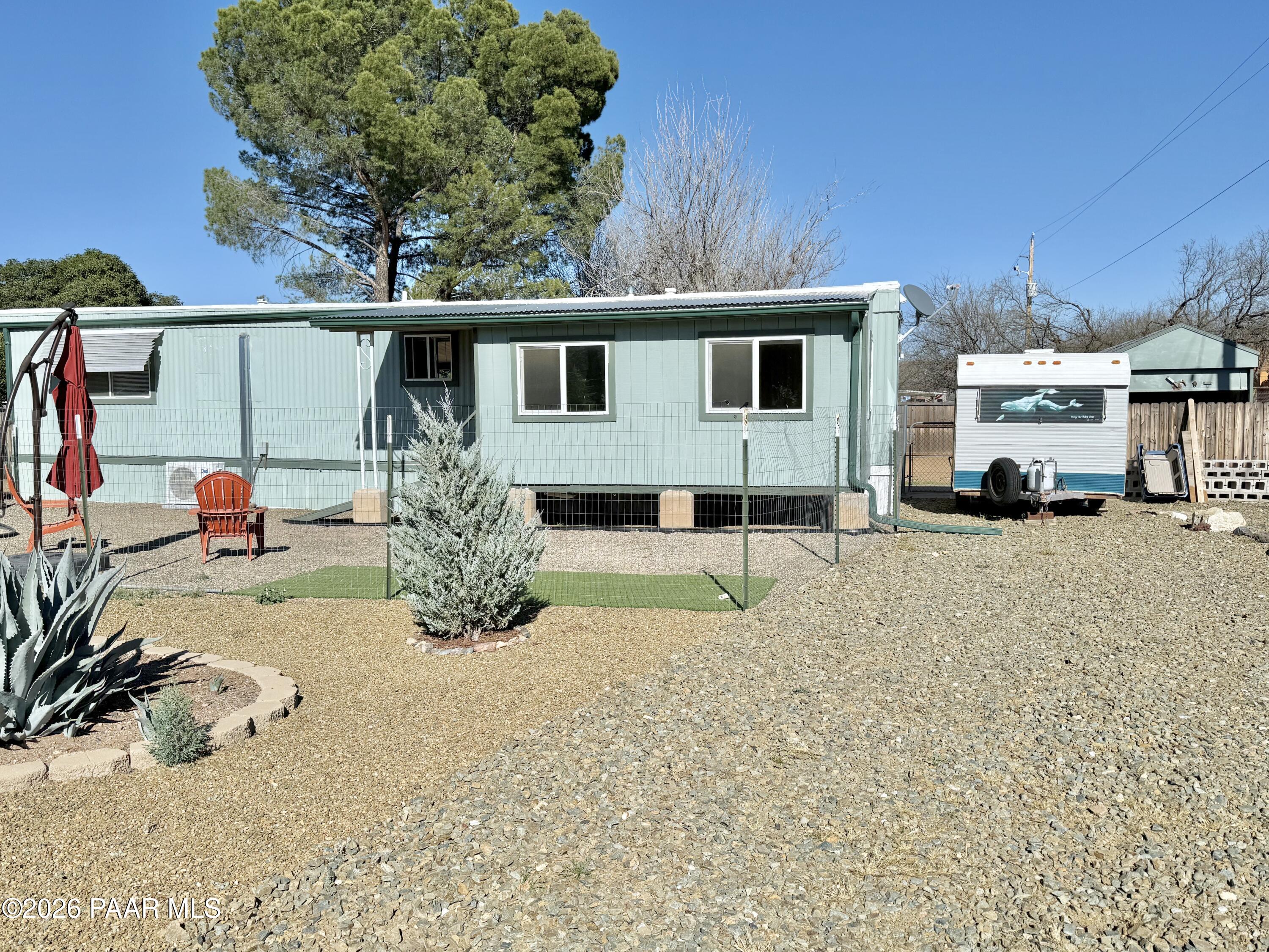 20817 East Butterfield Road Mayer, AZ 86333 - Photo 5 of 47 Front Driveway