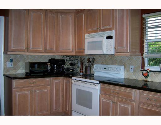 201 Northeast Wavecrest Way Boca Raton, FL 33432 - Photo 2 of 15 Additional Photo
