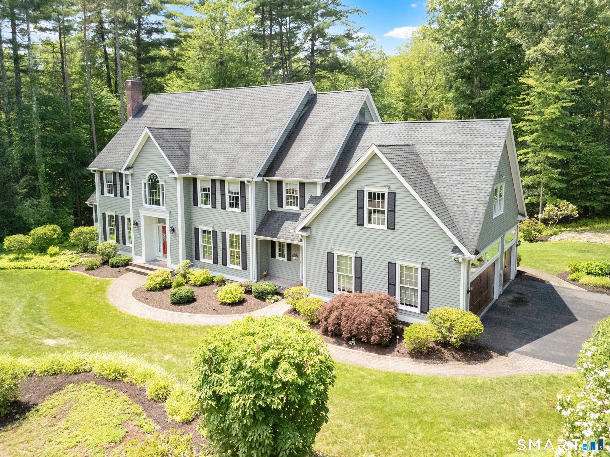 11 Whitman Pond Road Simsbury, CT 06070 - Photo 2 of 40