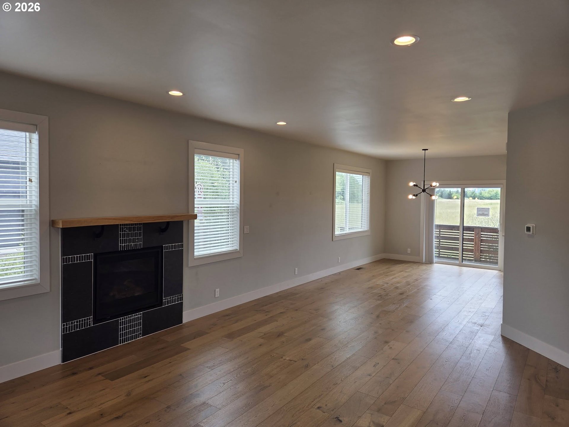 3346 Zane Lane Eugene, OR 97404 - Photo 8 of 17