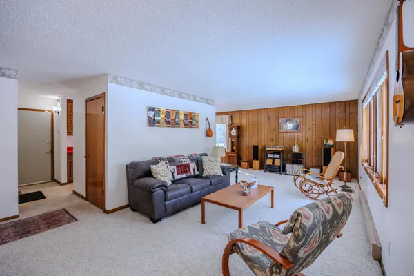 $209,900 | 1804 Delton Avenue Northwest, Bemidji, MN 56601