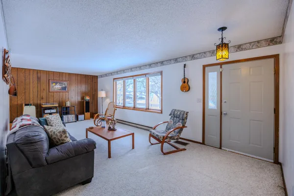 $209,900 | 1804 Delton Avenue Northwest, Bemidji, MN 56601