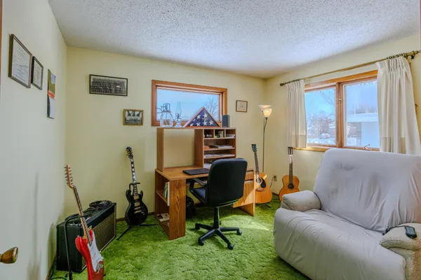 $209,900 | 1804 Delton Avenue Northwest, Bemidji, MN 56601