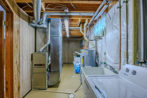 $209,900 | 1804 Delton Avenue Northwest, Bemidji, MN 56601