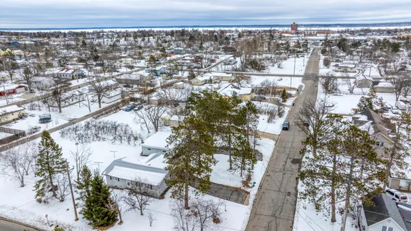 $209,900 | 1804 Delton Avenue Northwest, Bemidji, MN 56601