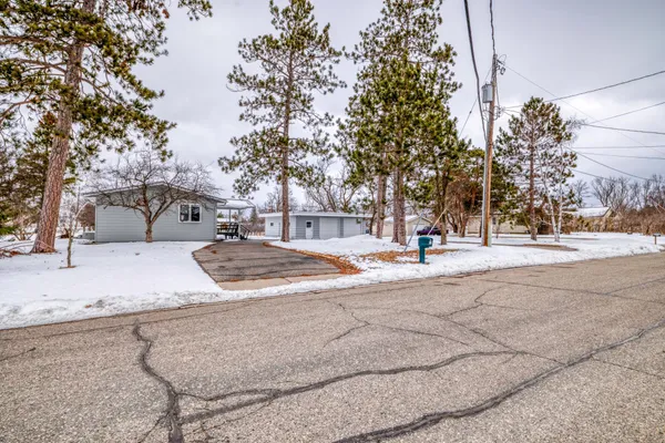$209,900 | 1804 Delton Avenue Northwest, Bemidji, MN 56601