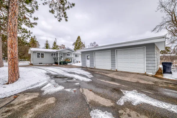 $209,900 | 1804 Delton Avenue Northwest, Bemidji, MN 56601