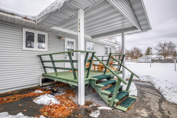 $209,900 | 1804 Delton Avenue Northwest, Bemidji, MN 56601
