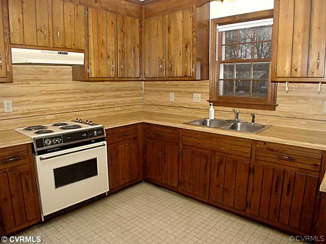 4807 Rollingway Road Chesterfield, VA 23832 - Photo 9 of 22