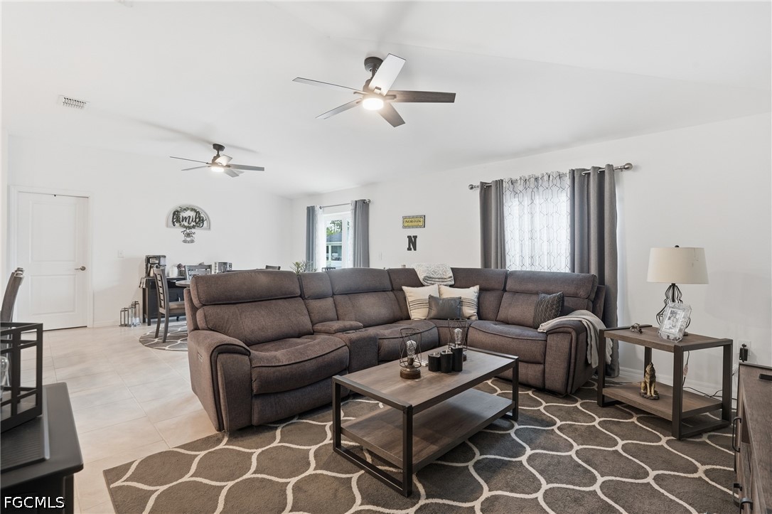 184 Peerless Street Lehigh Acres, FL 33974 - Photo 13 of 41