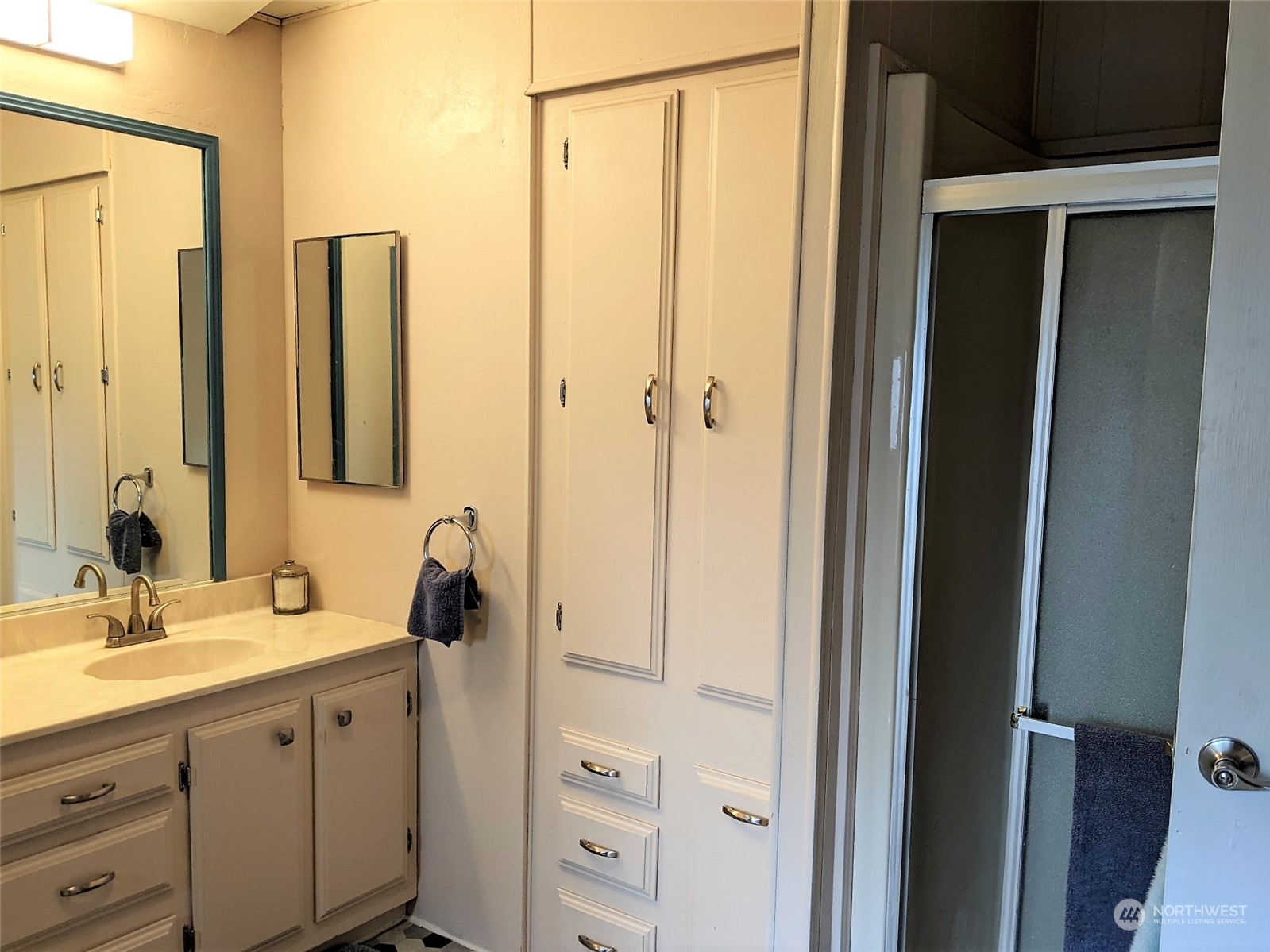 201 Union Avenue Southeast, Unit 242 Renton, WA 98059 - Photo 19 of 28 Gallery Image 19