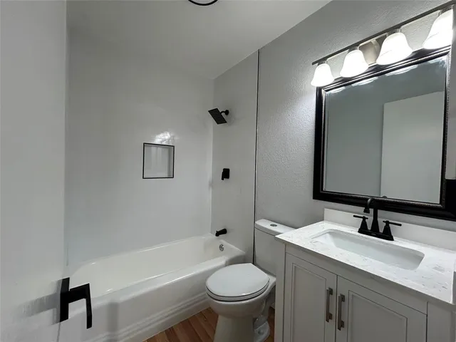 $320,000 | 709 Fouts Drive, Irving, TX 75061