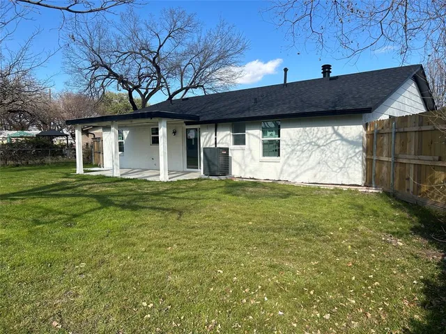 $320,000 | 709 Fouts Drive, Irving, TX 75061