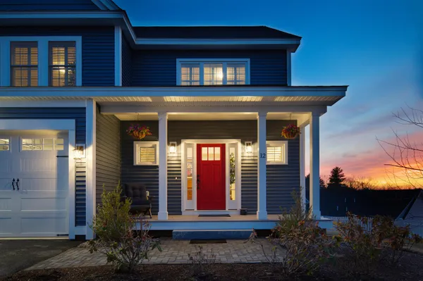 $995,000 | 12 Summit Circle, Newmarket, NH 03857