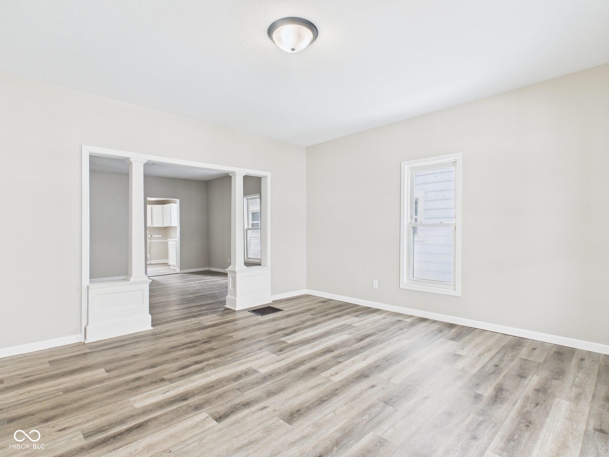 1318 East 28th Street Anderson, IN 46016 - Photo 3 of 26