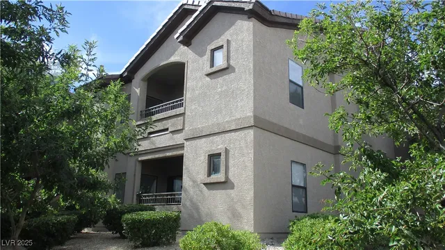 $1,450 | 8250 North Grand Canyon Drive, Unit 2140, Las Vegas, NV 89166