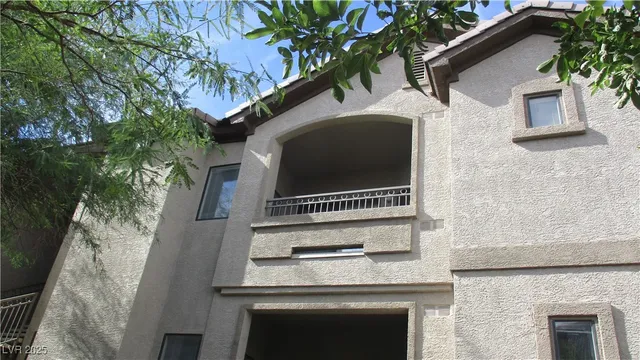 $1,450 | 8250 North Grand Canyon Drive, Unit 2140, Las Vegas, NV 89166