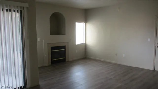 $1,450 | 8250 North Grand Canyon Drive, Unit 2140, Las Vegas, NV 89166
