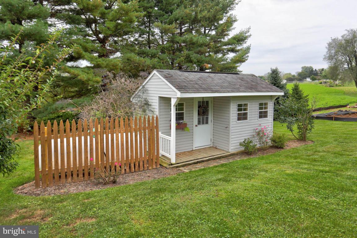 205 Snavely Mill Road Lititz, PA 17543 - Photo 5 of 35