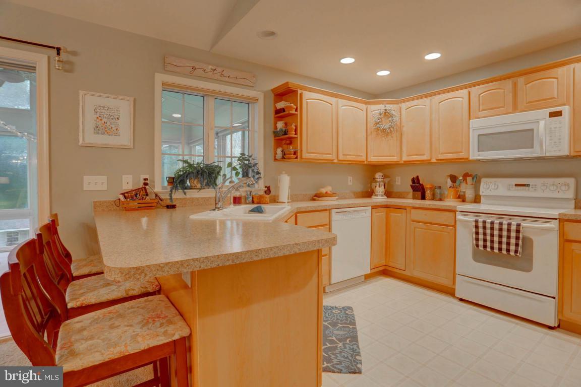 205 Snavely Mill Road Lititz, PA 17543 - Photo 9 of 35