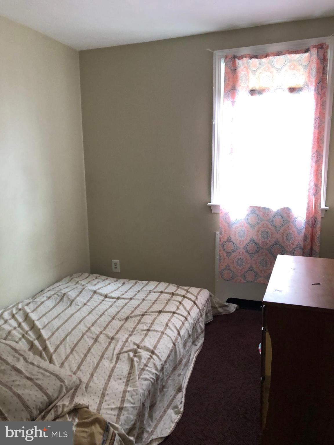 321 Hampden Road Upper Darby, PA 19082 - Photo 7 of 13