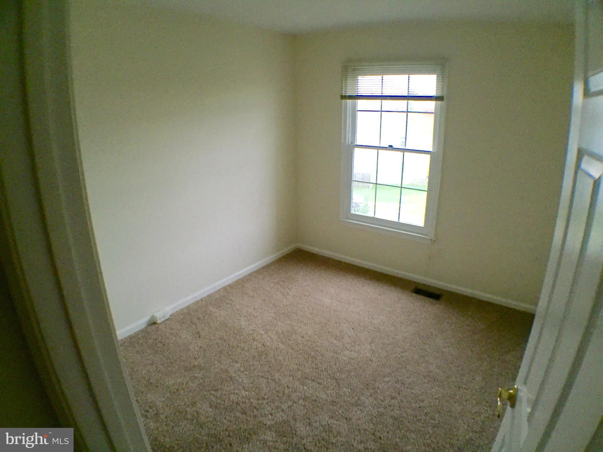 46873 Rabbitrun Terrace Sterling, VA 20164 - Photo 11 of 17 Bedroom