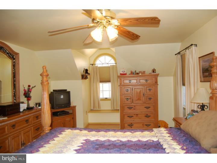 1264 St Peters Road Pottstown, PA 19465 - Photo 10 of 18 a view of a livingroom with furniture
