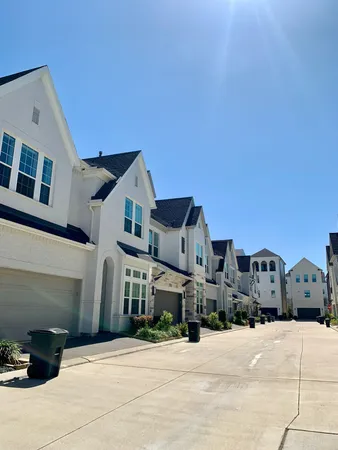 $5,900 | 3607 Kensington Gdns Lane, Houston, TX 77055