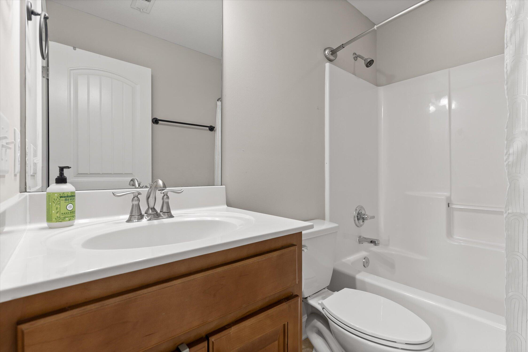 9875 Fieldcrest Drive Apison, TN 37302 - Photo 41 of 67 Bathroom