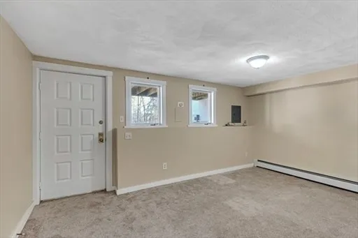 $2,500 | 20 Camelot Drive, Unit 20, Worcester, MA 01602