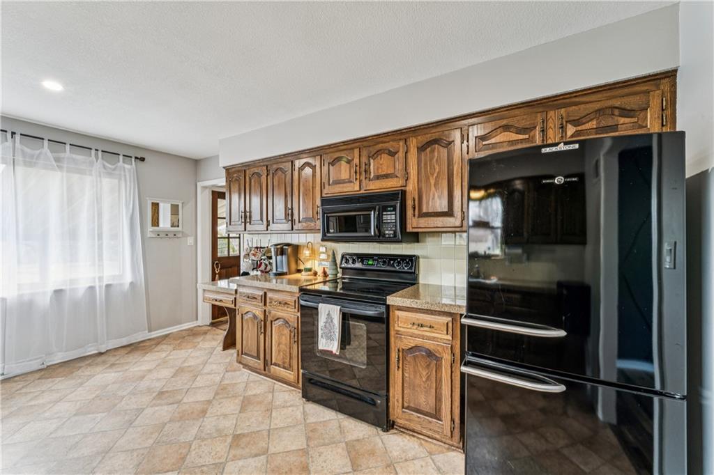 6007 Trott Road Belton, MO 64012 - Photo 12 of 39