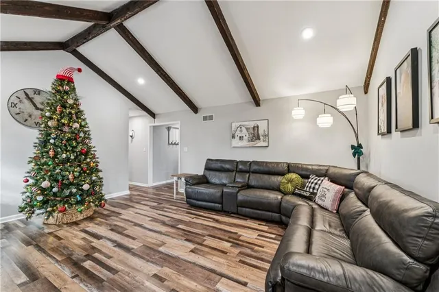 $375,000 | 6007 Trott Road, Belton, MO 64012