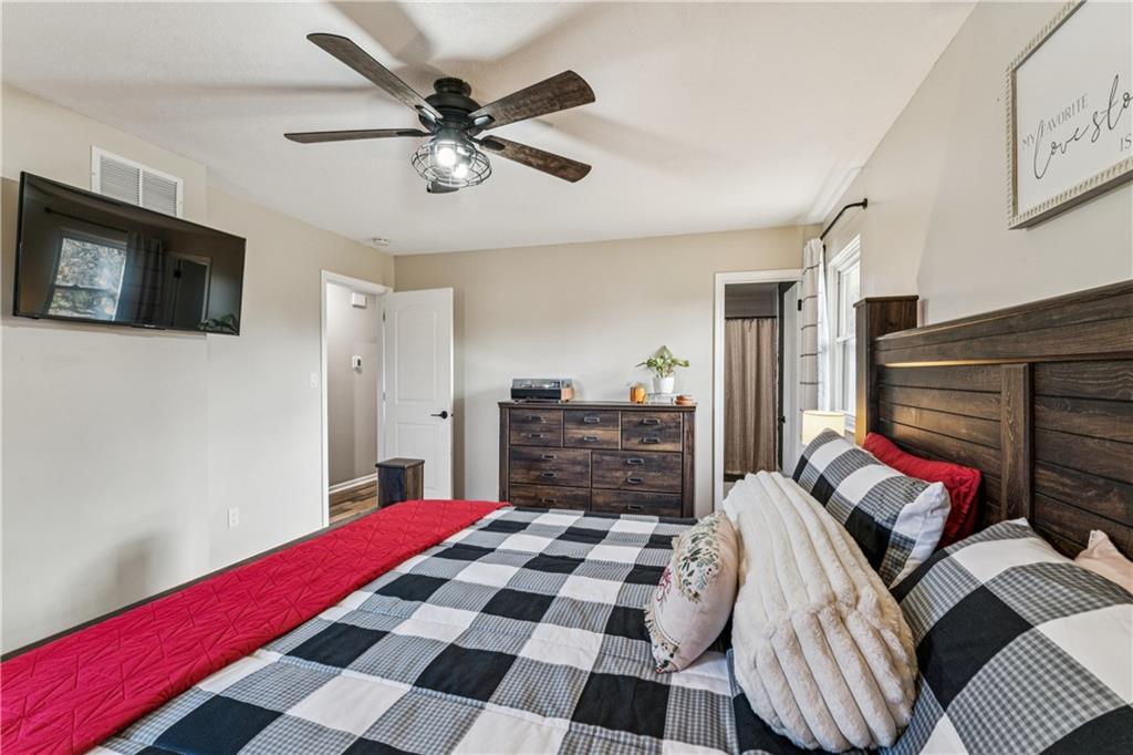 6007 Trott Road Belton, MO 64012 - Photo 21 of 39