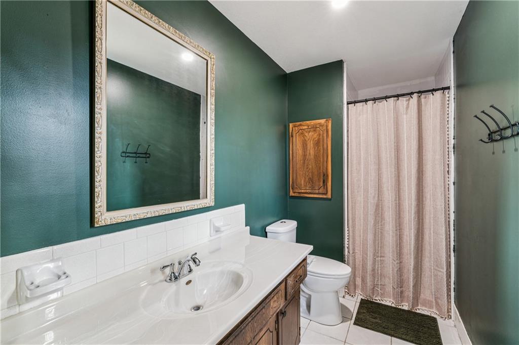 6007 Trott Road Belton, MO 64012 - Photo 22 of 39