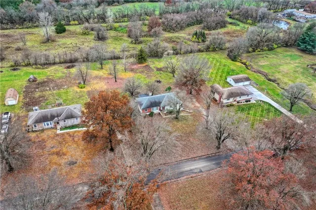 $375,000 | 6007 Trott Road, Belton, MO 64012