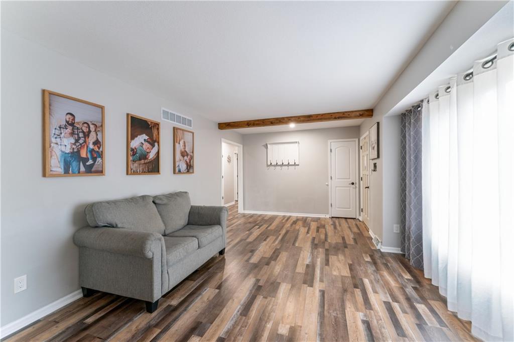 6007 Trott Road Belton, MO 64012 - Photo 7 of 39