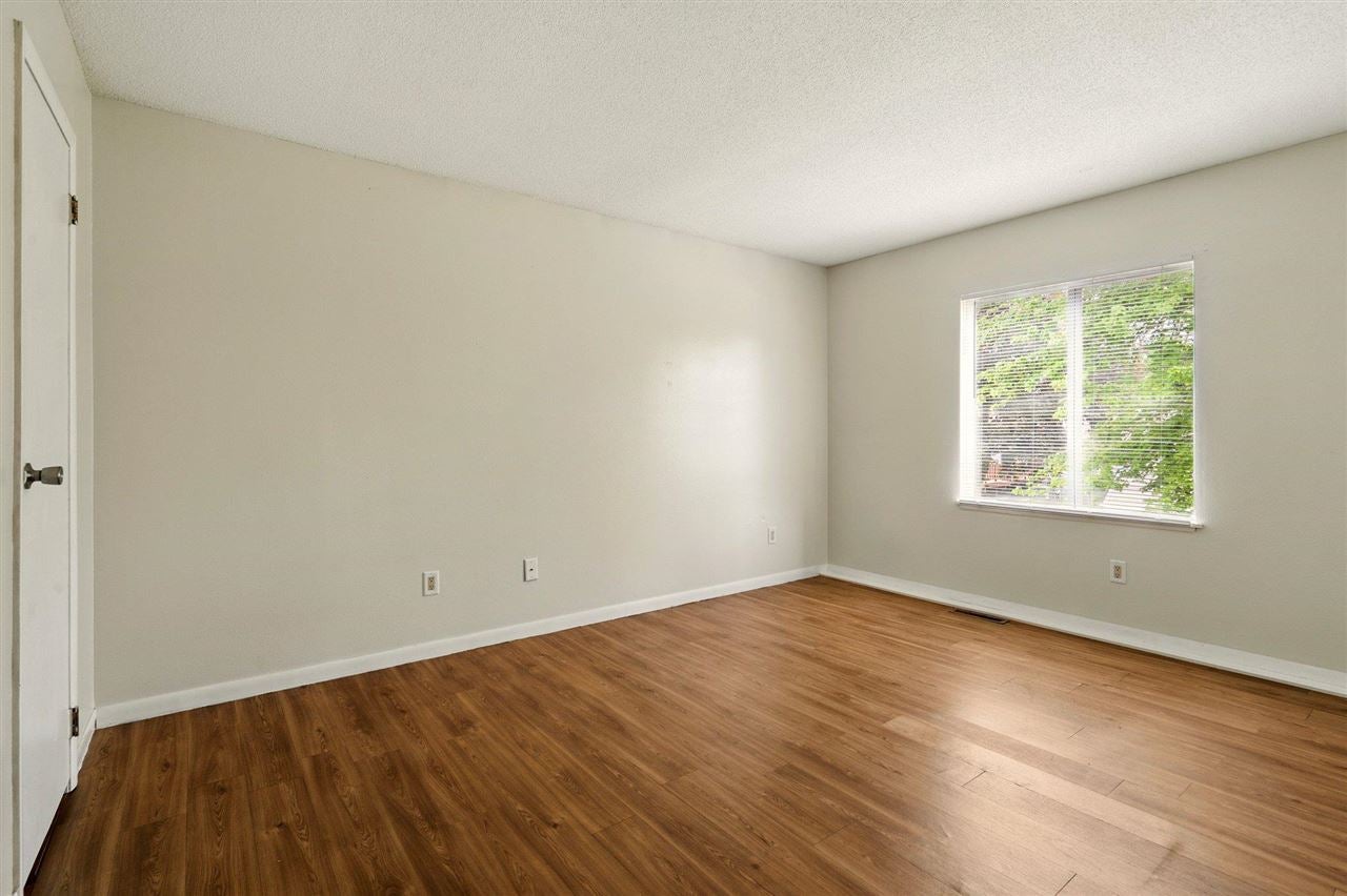 3339 Lower West Branch Road Iowa City, IA 52245 - Photo 21 of 27 Gallery Image 21