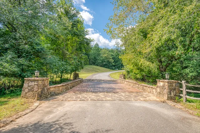 $7,850,000 | 150 Cadence Way, Blue Ridge, GA 30513