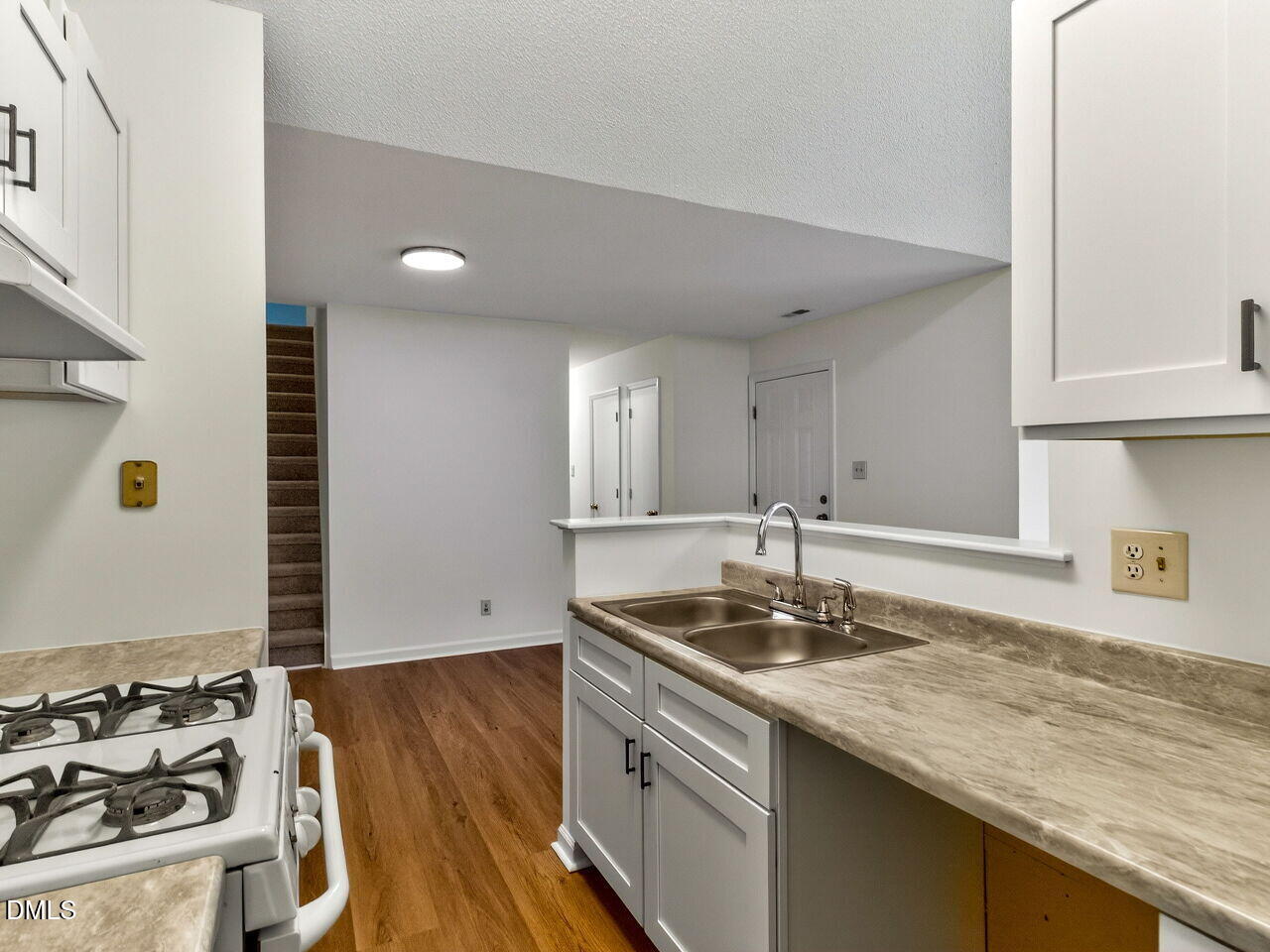 509 Stratton Way Durham, NC 27704 - Photo 21 of 36 017-1280x960-kitchen