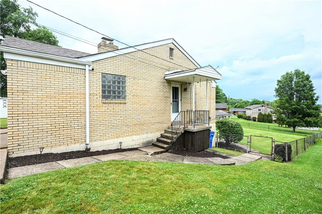 2105 Ridge Road McKeesport, PA 15135 - Photo 42 of 44