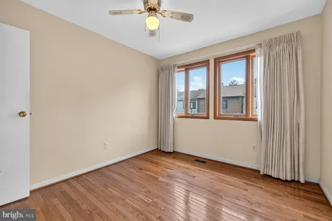 $389,900 | 5614 Thicket Lane, Columbia, MD 21044