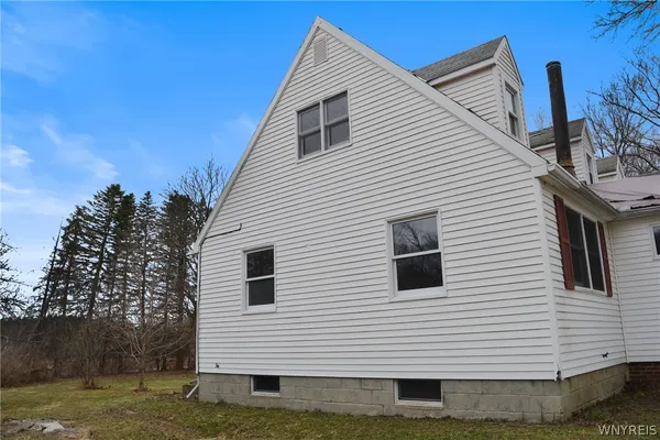 $99,900 | 8764 West Avenue, Eden, NY 14057
