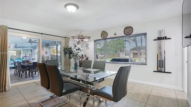 $1,250,000 | 5921 Southwest 17th Street, Plantation, FL 33317