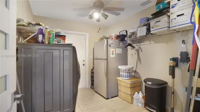 $1,250,000 | 5921 Southwest 17th Street, Plantation, FL 33317