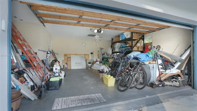 $1,250,000 | 5921 Southwest 17th Street, Plantation, FL 33317