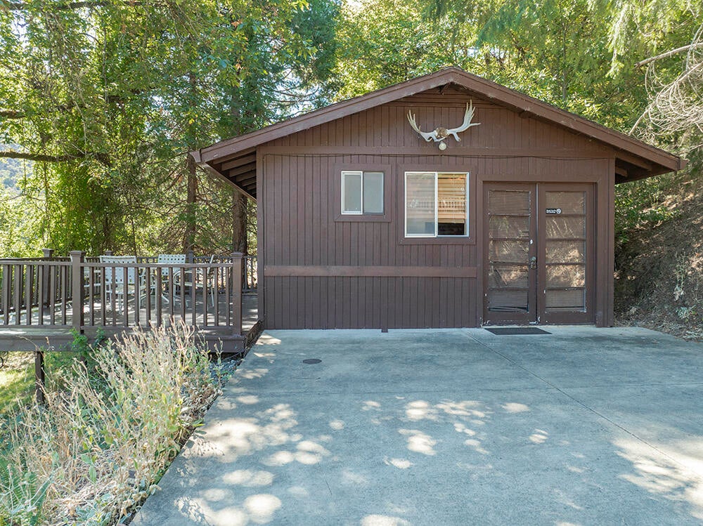 11926 Galice Road Merlin, OR 97532 - Photo 33 of 61 32a