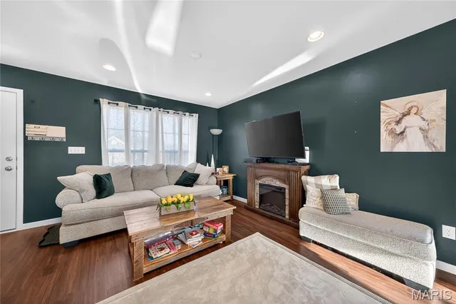 $325,000 | 224 Rio Grande Ct., Troy, MO 63379