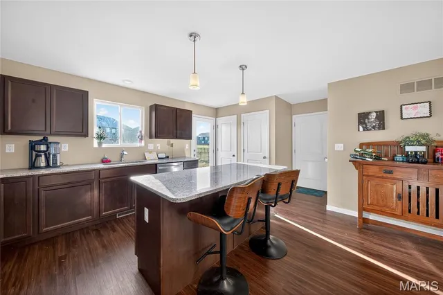 $325,000 | 224 Rio Grande Ct., Troy, MO 63379