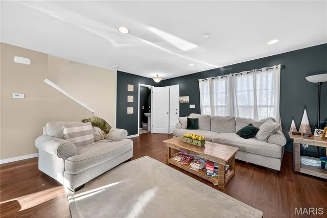 $325,000 | 224 Rio Grande Ct., Troy, MO 63379