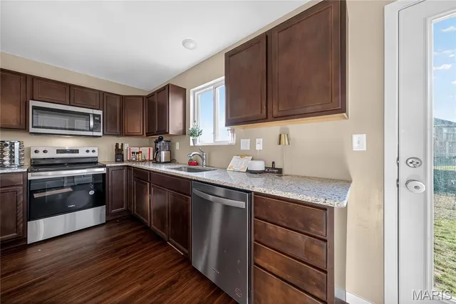 $325,000 | 224 Rio Grande Ct., Troy, MO 63379